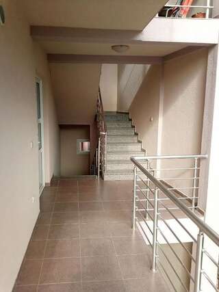 Гостевой дом Guest House Ramovic Бар Двухместный номер с 2 отдельными кроватями-21